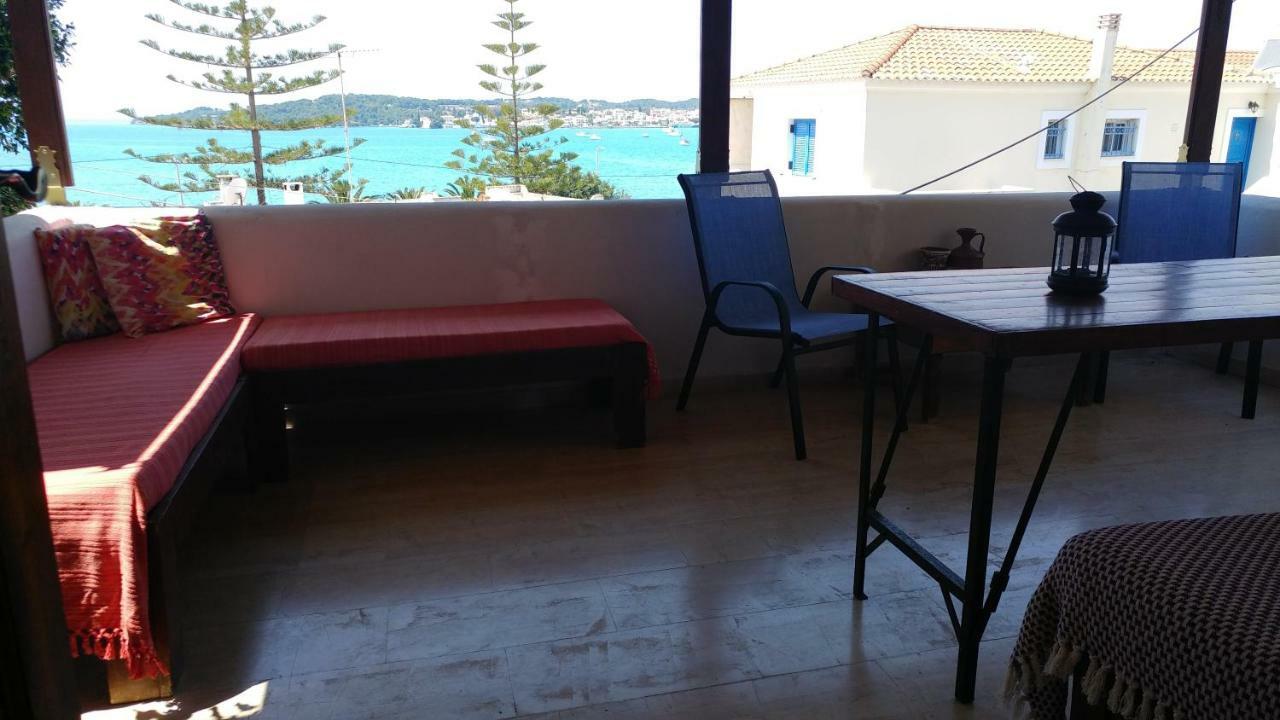 Alice House Lägenhet Porto Heli Exteriör bild